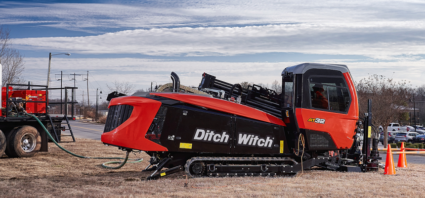 Boost your Productivity with the New Ditch Witch AT32 All Terrain Directional Drill