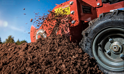 RUBBER TYRES WALK-BEHIND TRENCHER