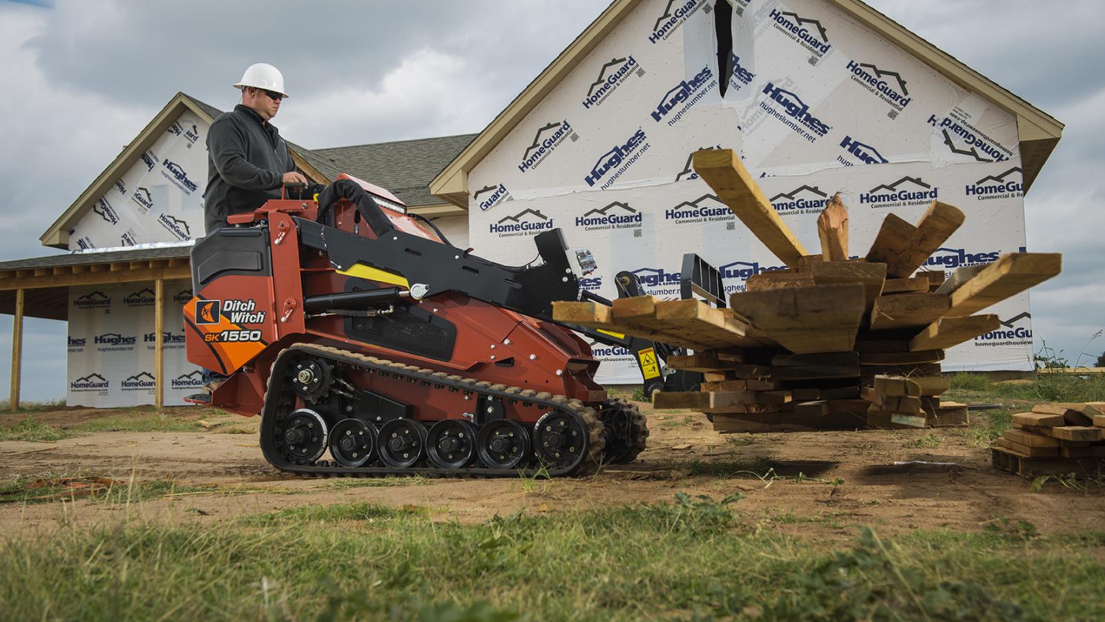 SK1550 MINI SKID STEER